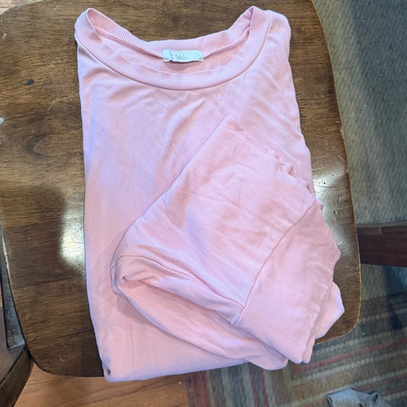 Shop Talulah Novi Ribbed Tee + Shorts Set Large - Picture 2 of 3